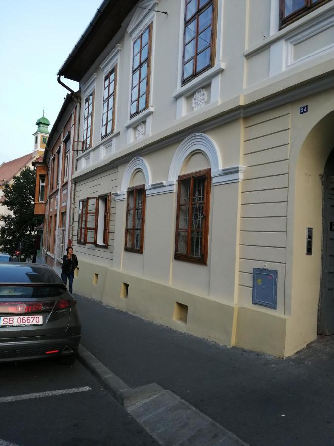 Christa Central 1 Sibiu Exterior photo